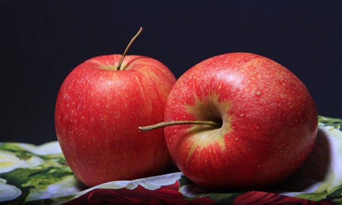 Apples