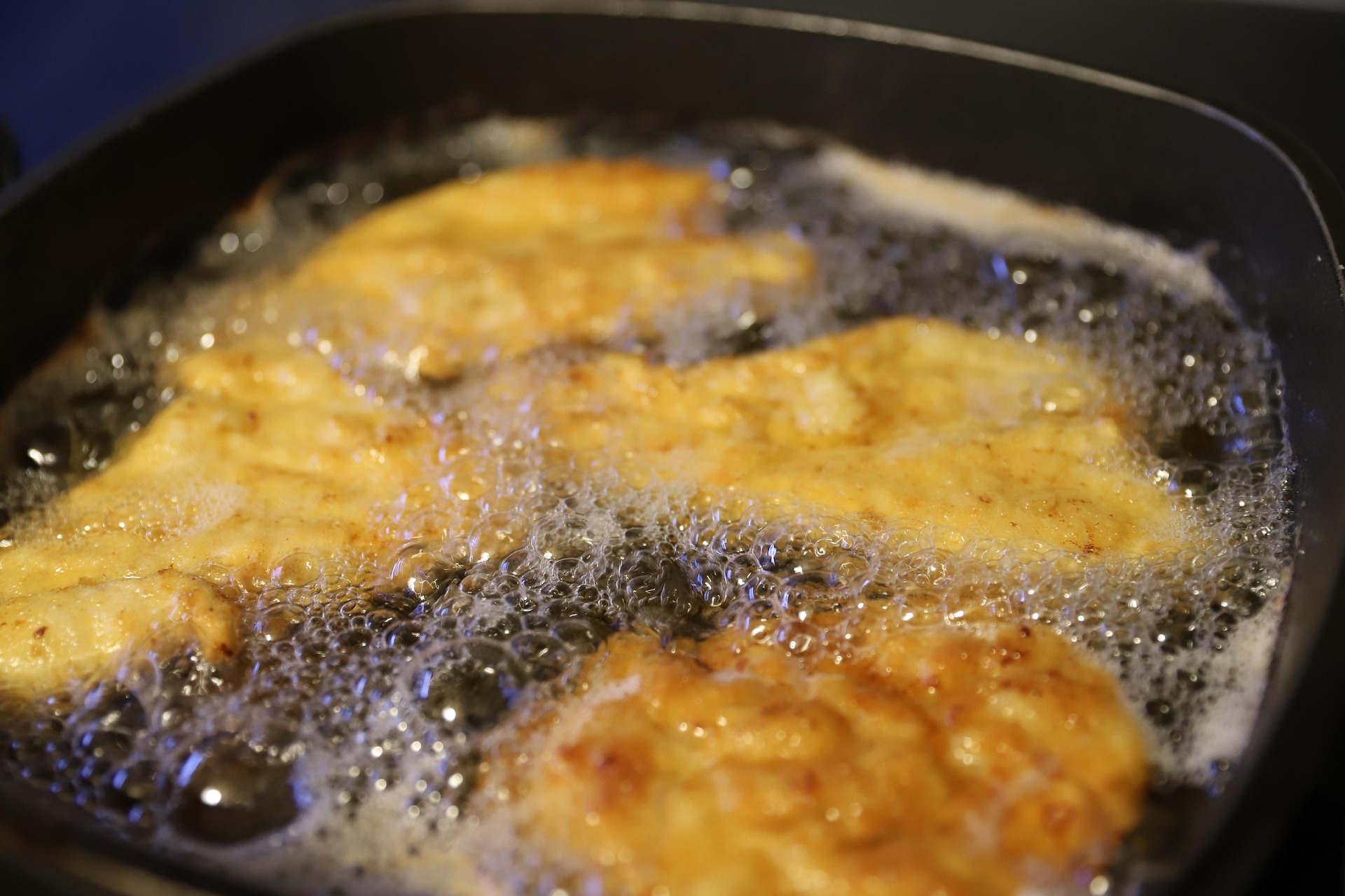 Frying meat
